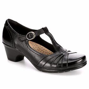 RARE Women's Earth Origins, Roman Low Heel Pumps Goth T Strap